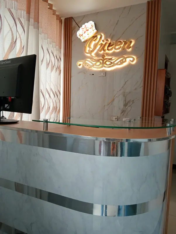 ambiente acogedor en hostal queen huancayo