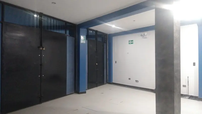 cochera segura en hostal queen huancayo